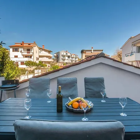 Donatella -apt 1- 10m Vom Entfernt By Interhome Appartement *